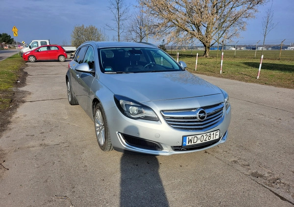 Opel Insignia cena 35000 przebieg: 246240, rok produkcji 2014 z Warszawa małe 67